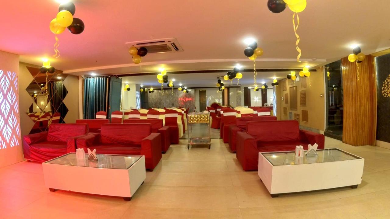 Hotel lobby